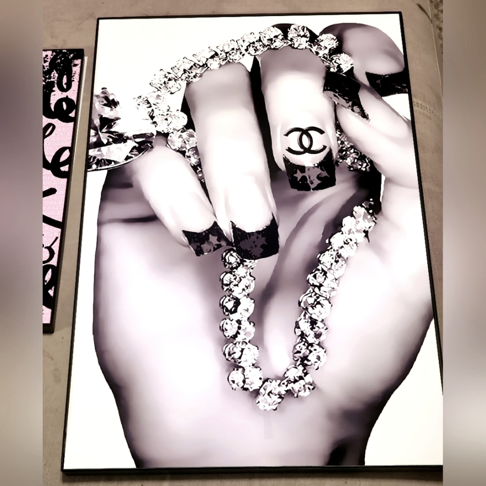 Ladyilly 11"Lx17"H Framed Wall Art - Picture 2 of 3